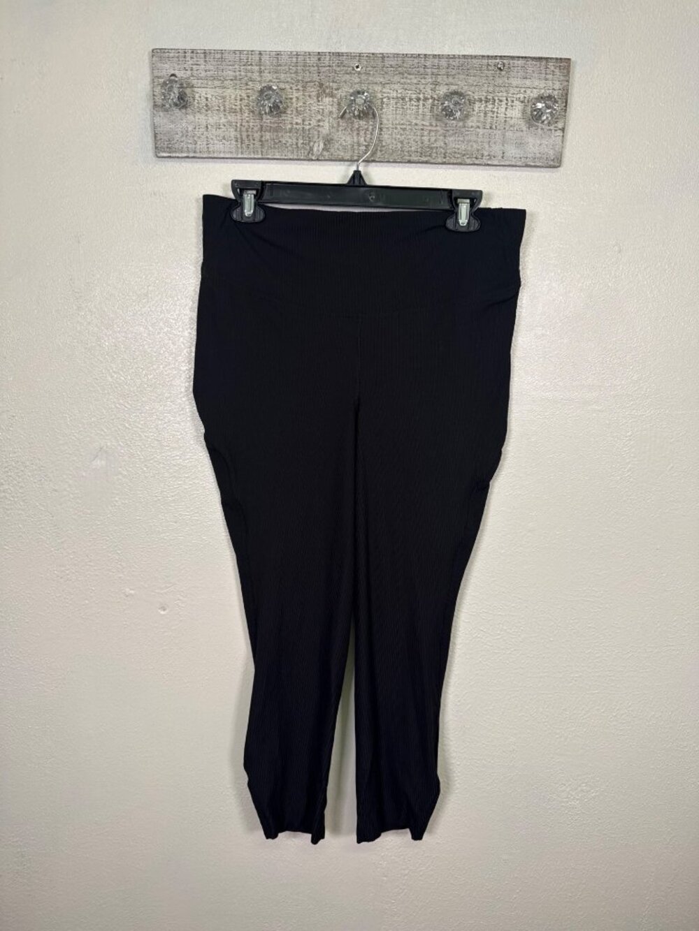 Lululemon Black Ribbed Leggings Size 12 Ankle 23'' Athleisure Casual Mid Rise